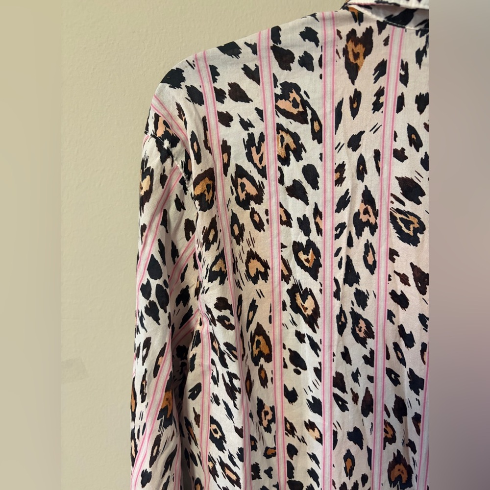 Victoria's Secret Pink Leopard Button Down Pajama Shirt NWT XS - Picture 5 of 7